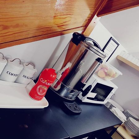 Redwings Lodge ダンスタブル エクステリア 写真